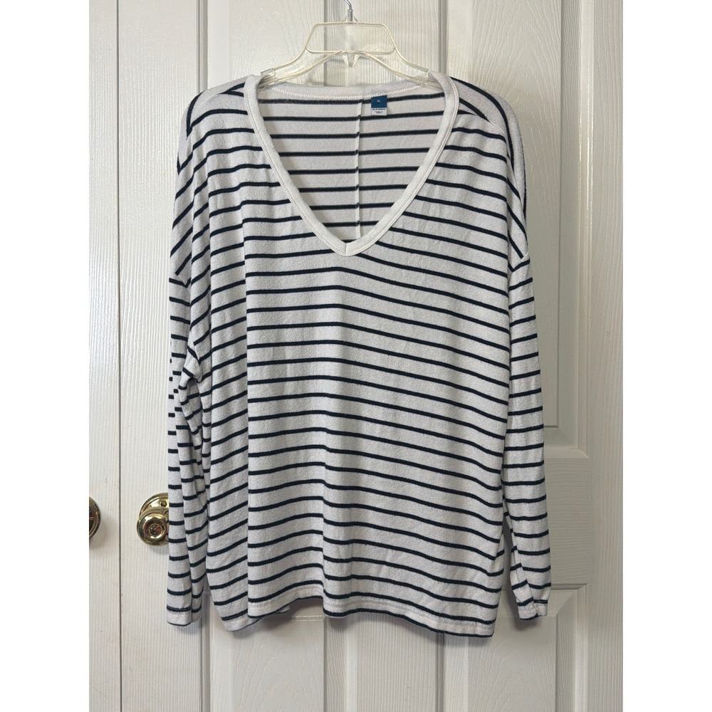 Old Navy Womens XL Navy White Striped V-Neck Long Sleeve Knit Top 724734-01